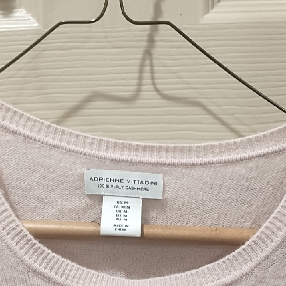 Adrienne Vittadini Soft Pink Cashmere Light Sweater